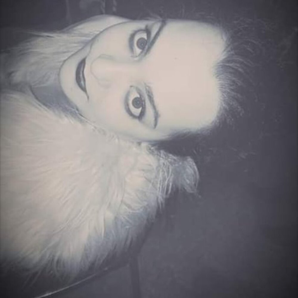 Meet your Posher, Janet